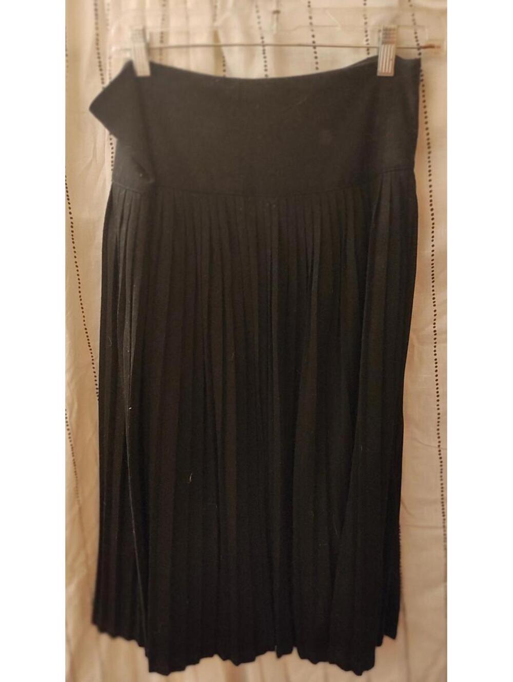 A New Day Size 10 Midi Skirt - Relax Fit Black With Pleats - EUC